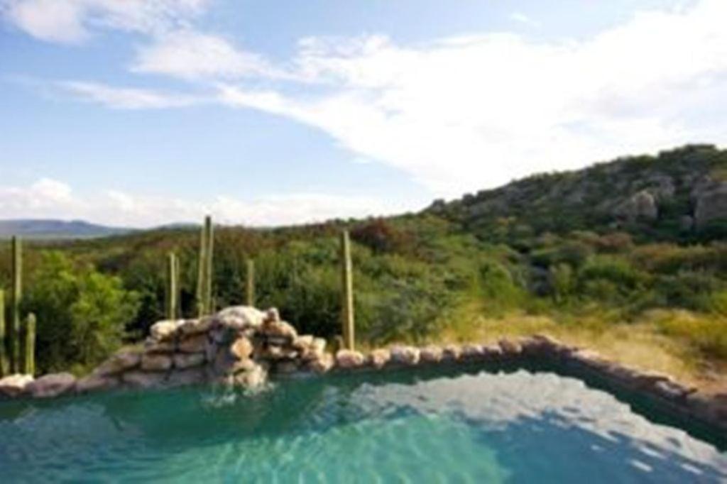 Sasa Safari Camp & Tours Villa Outjo Luaran gambar